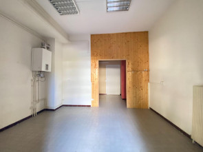 Local Commercial en location à Grenoble /  53 m²