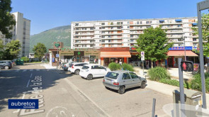 Parking / Garage en location &agrave; St egreve