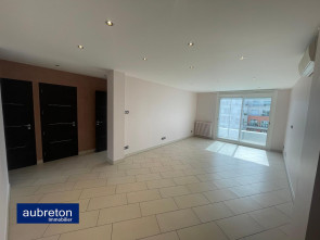 Appartement en location &agrave; Grenoble / 4 pi&egrave;ces 80 m&sup2;