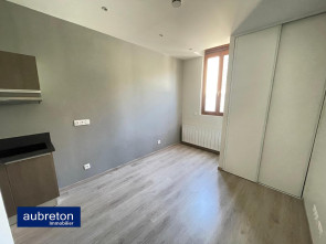Appartement en location &agrave; Grenoble / 1 pi&egrave;ce 14 m&sup2;