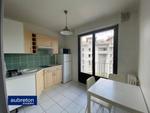 Appartement en location &agrave; Grenoble / 1 pi&egrave;ce 29 m&sup2;