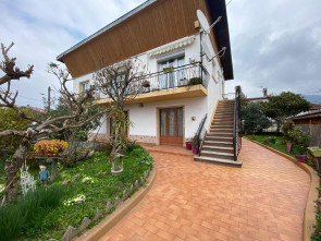 Maison en vente à Echirolles /  160 m²