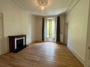 Appartement en vente &agrave; Grenoble / 3 pi&egrave;ces 86 m&sup2;