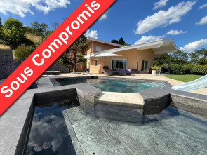 Maison en vente &agrave; Morette / 5 pi&egrave;ces 137 m&sup2;