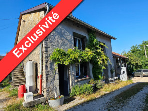 Maison en vente à Rogna / 6 pièces 150 m²